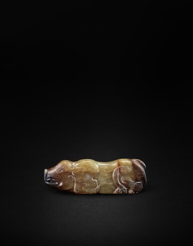 View full screen - View 1 of Lot 955. A pale celadon and russet jade pig, Western Han dynasty | 西漢 玉豬.