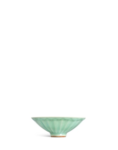 View full screen - View 1 of Lot 3686. A Longquan celadon-glazed lotus tea bowl, Song dynasty | 宋 龍泉窰青釉蓮瓣笠式盌.
