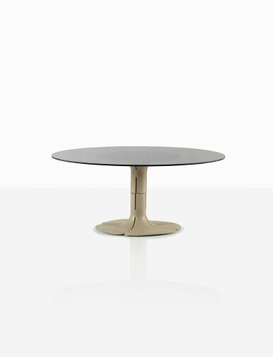 View full screen - View 1 of Lot 101. Table basse Élysée, modèle TR 60.53.