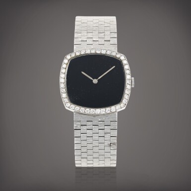 View full screen - View 1 of Lot 201. Montre bracelet en or gris et sertie de diamants | White gold diamond-set bracelet watch Vers 1970 | Circa 1970.