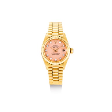 View full screen - View 1 of Lot 8134. ROLEX | DATEJUST, REFERENCE 6917 A YELLOW GOLD AND DIAMOND-SET WRISTWATCH WITH DATE, BRACELET AND LACQUERED DIAL, CIRCA 1978.