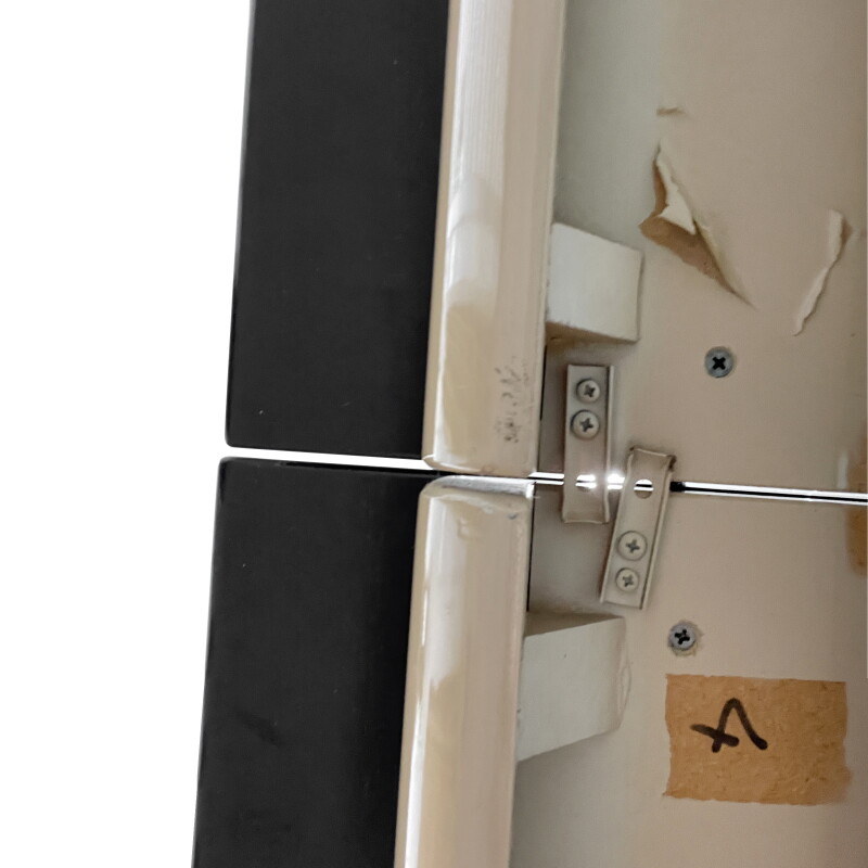 Cover image 0