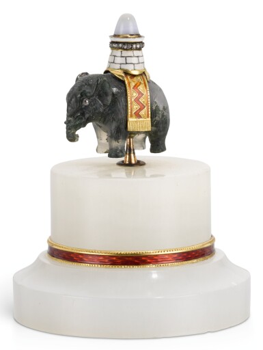 View full screen - View 1 of Lot 306. A RARE FABERGÉ JEWELLED GOLD-MOUNTED AND GUILLOCHÉ ENAMEL HARDSTONE BELLPUSH, WORKMASTER MICHAEL PERCHIN, ST PETERSBURG, 1899-1903 .