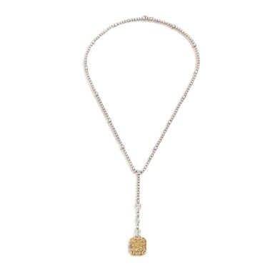 View full screen - View 1 of Lot 1303. FANCY YELLOW DIAMOND AND DIAMOND NECKLACE | 20.74克拉 彩黃色鑽石 配 鑽石 項鏈.