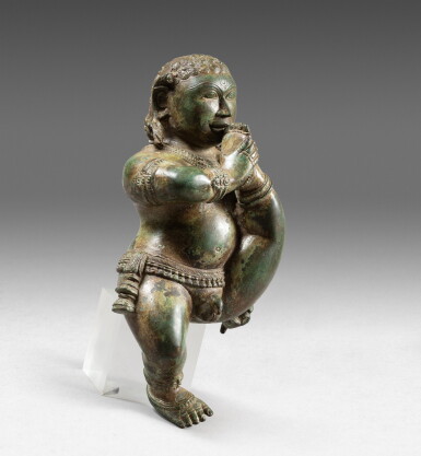 View full screen - View 1 of Lot 115. A bronze figure of infant Krishna India, 17th century | 印度 十七世紀 銅黑天神像.