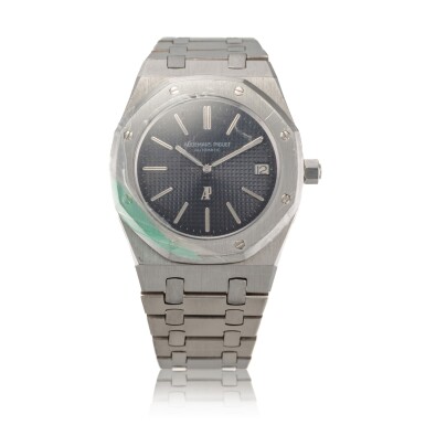 View full screen - View 1 of Lot 68. Reference 5402 Royal Oak 'A-Series Jumbo' | A stainless steel automatic wristwatch with date and bracelet, Circa 1972 | 愛彼 5402 型號 Royal Oak 'A-Series Jumbo' | 精鋼自動上鏈鍊帶腕錶備日期顯示,約1972年製.