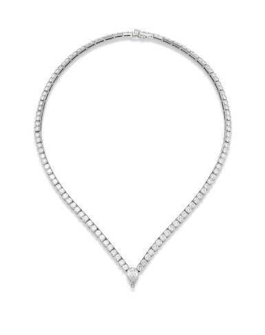 View full screen - View 1 of Lot 1939. Diamond Necklace | 梵克雅寶 | 鑽石 項鏈.
