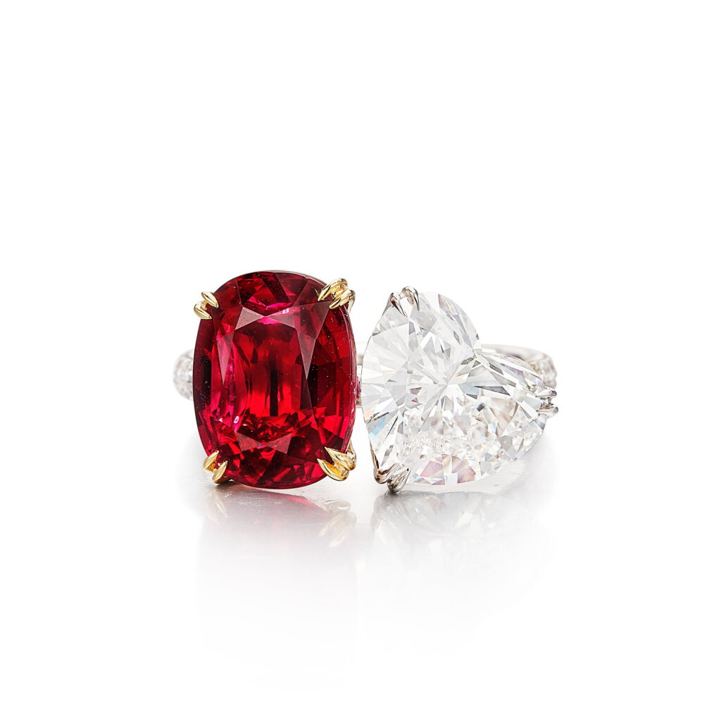 View full screen - View 1 of Lot 323. Ruby and Diamond Ring | 5.08克拉 天然 「莫桑比克」未經加熱紅寶石 配 3.00克拉 心形 E色 鑽石 戒指.