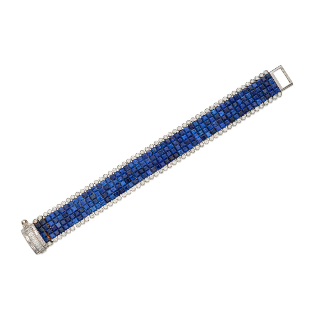 View full screen - View 1 of Lot 541. 'Mystery-Set' Sapphire and Diamond Bracelet | 梵克雅寶 | 藍寶石配鑽石 'Mystery-Set' 手鏈.