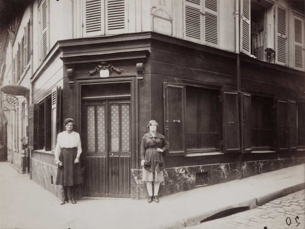 Voir en plein écran - Voir 1 du lot 113. Coin du Boulevard de la Chapelle et 76 rue Fleury (18e arr.).