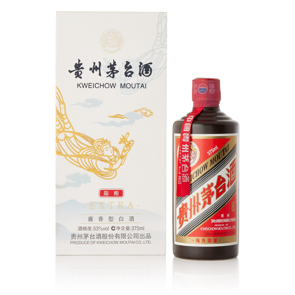 View full screen - View 1 of Lot 8561. 2018年產"飛天牌"貴州茅台酒 - 陳釀(海外尊享) Kweichow Flying Fairy Moutai Extra 2018 (1 BT37).