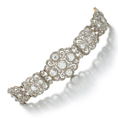 View full screen - View 1 of Lot 185. Diamond bracelet.