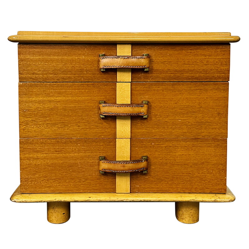 Cover image 0