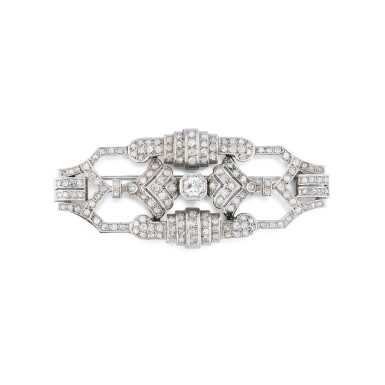 View full screen - View 1 of Lot 315. Broche diamants | Diamond brooch.