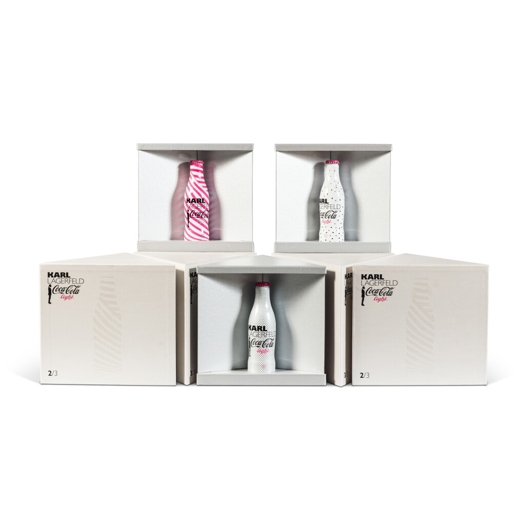 全螢幕檢視 - 查看231A set of thirty-three triangular sets of three Coca-Cola light bottles, designed by Karl Lagerfeld in 2011的1