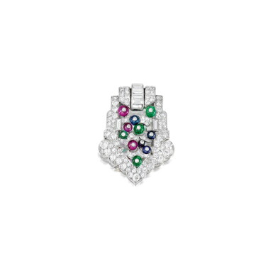View full screen - View 1 of Lot 1724. CARTIER | 'TUTTI FRUTTI' GEM SET AND DIAMOND CLIP BROOCH 卡地亞 | 'Tutti Frutti' 寶石 配 鑽石 別針.