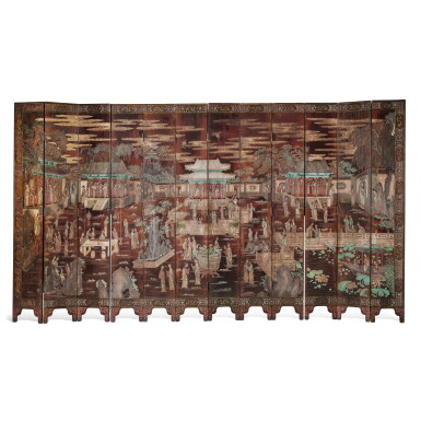 View full screen - View 1 of Lot 84. A twelve-panel lacquer 'figural' coromandel screen, Late Qing dynasty | 清末 髹漆加彩刻漢宮春曉圖十二扇屏風.