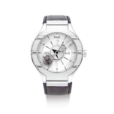 View full screen - View 1 of Lot 2022. PIAGET | POLO TOURBILLON RELATIF, REFERENCE PI0376 A WHITE GOLD TOURBILLON WRISTWATCH, CIRCA 2013 | 伯爵 | "Polo Tourbillon Relatif 型號PI0376 白金陀飛輪腕錶,錶殼編號985449,約2013年製".