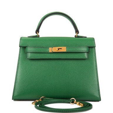 View full screen - View 1 of Lot 91. HERMÈS | VERT CLAIR MICRO KELLY 15CM OF COURCHEVEL LEATHER WITH GOLD HARDWARE.