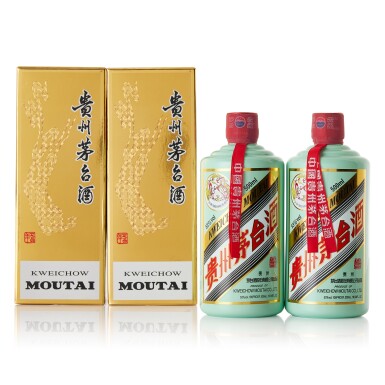 View full screen - View 1 of Lot 476. 2023年產 "飛天牌"貴州茅台酒 - 香溢五州 Kweichow Flying Fairy Moutai "Xiang Yi Wu Zhou" Edition 2023 (2 BT50).