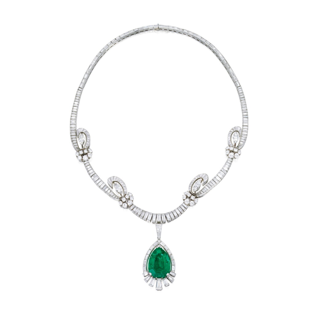 View full screen - View 1 of Lot 459. EMERALD AND DIAMOND PENDANT-NECKLACE, OSCAR HEYMAN & BROTHERS | 祖母綠配鑽石吊墜項鏈,Oscar Heyman & Brothers.
