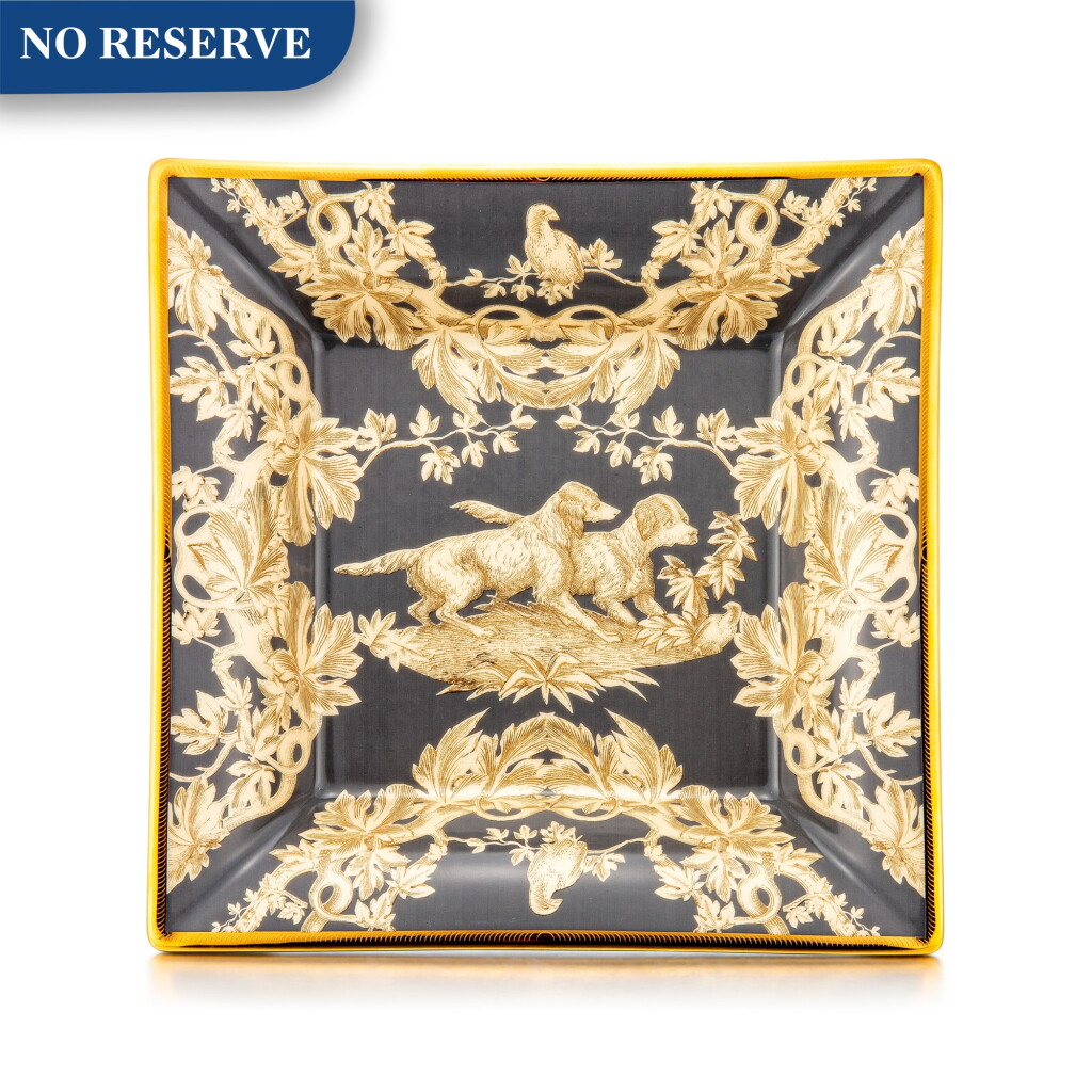 View full screen - View 1 of Lot 9226. Patek Philippe | Porcelain de Limoges, A commemorative Limoges porcelain and enamel dish, Circa 2018 | 百達翡麗 | Porcelain de Limoges 利摩日陶瓷及琺瑯擺飾盤,約2018年製.