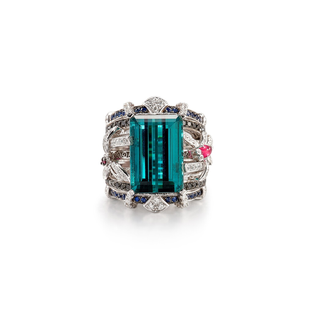 View full screen - View 1 of Lot 567. Indicolite Tourmaline, Diamond, Sapphire and Ruby Ring | 碧璽 配 鑽石, 藍寶石 及 紅寶石 戒指.