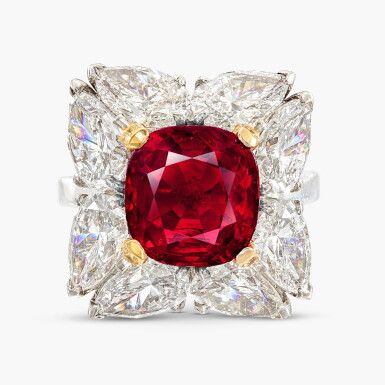 View full screen - View 1 of Lot 1817. Ruby and Diamond Ring | 6.05克拉 天然 「緬甸」未經加熱紅寶石 配 鑽石 戒指 .