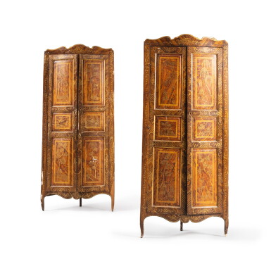 View full screen - View 1 of Lot 113. A pair of painted wood angle cabinets, France, Provence, circa 1750 | Paire d'armoires d'angle en bois peint rechampi or d'époque Louis XV, Provence, vers 1750.