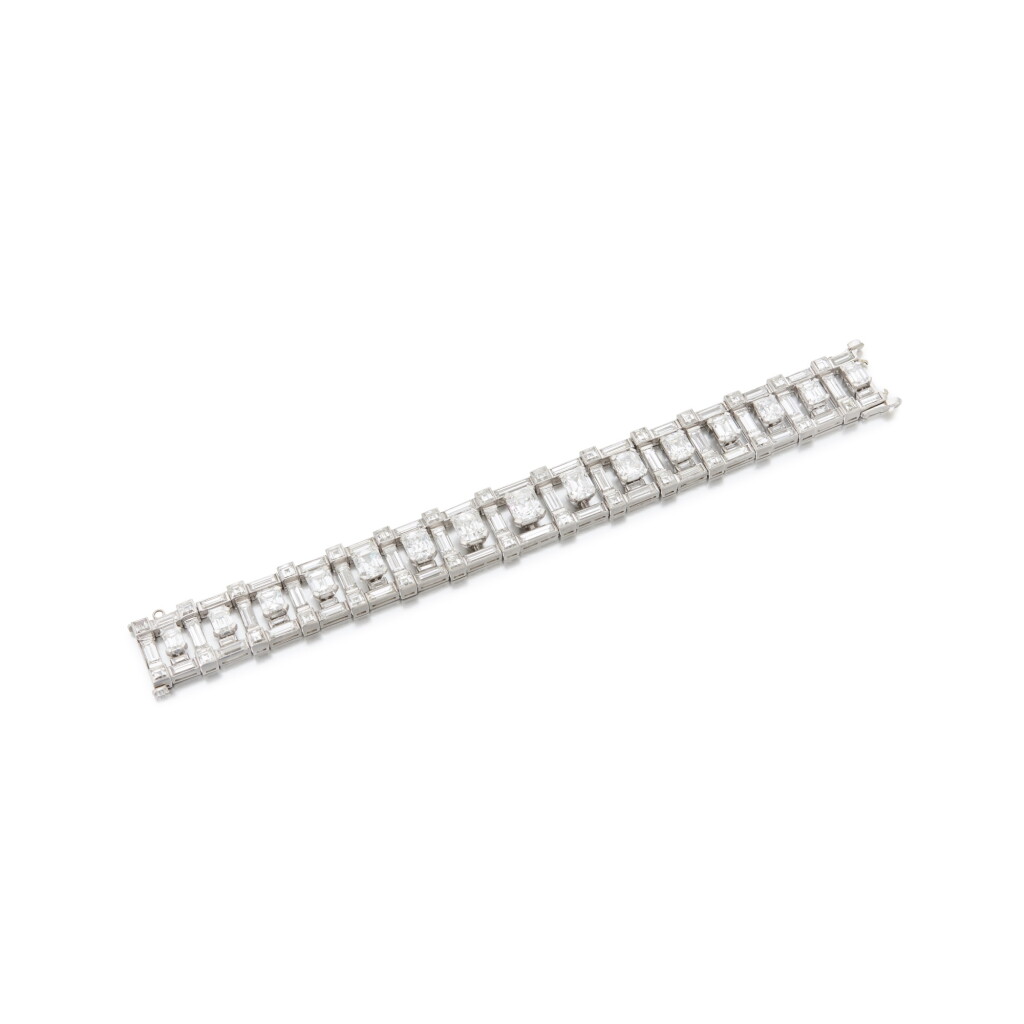 View full screen - View 1 of Lot 300. Diamond bracelet | 梵克雅寶 鑽石手鏈.