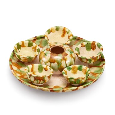 View full screen - View 1 of Lot 5001. A sancai-glazed pottery tea set, Tang dynasty 唐 三彩茶器一組七件.