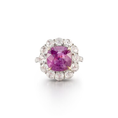 View full screen - View 1 of Lot 524. Pink Sapphire and Diamond Ring | 7.08克拉 天然「緬甸」未經加熱粉紅色剛玉 配 鑽石 戒指.