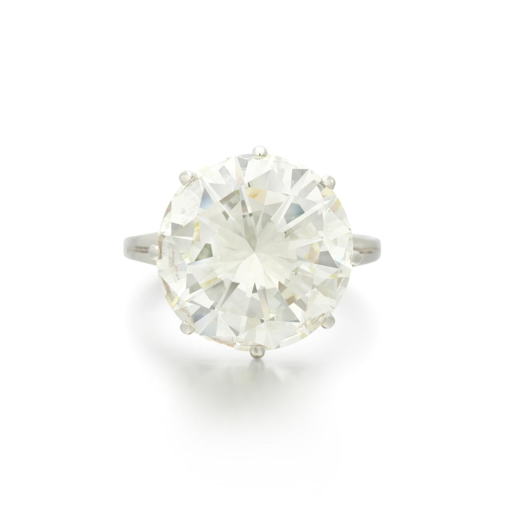 View full screen - View 1 of Lot 138. Diamond ring | Anello con diamante.