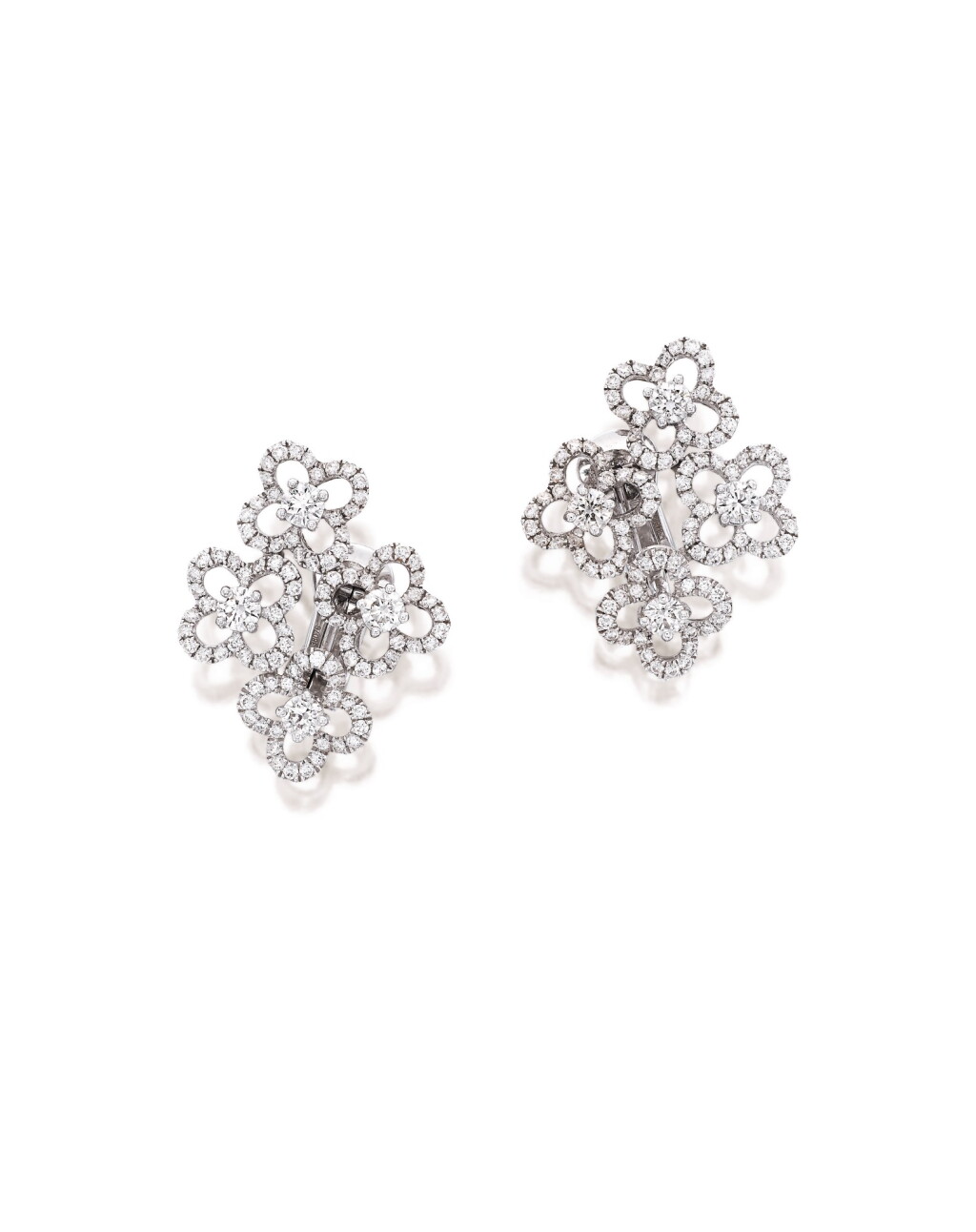 View full screen - View 1 of Lot 1601. Chopard | Pair of Diamond Earrings | 蕭邦 | 鑽石耳環一對 (鑽石共重約3.50克拉).