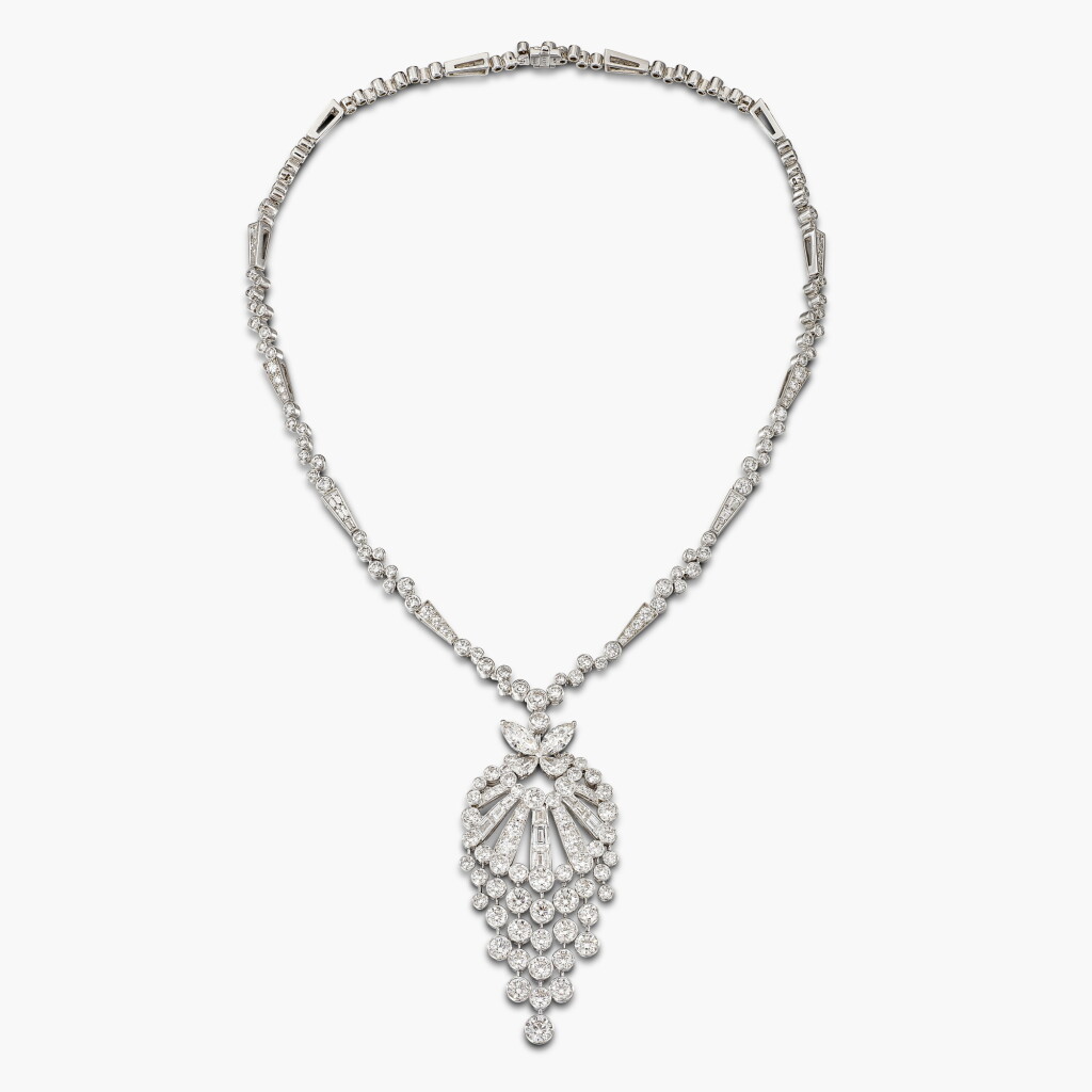 View full screen - View 1 of Lot 1429. Diamond 'Butterfly' Pendent Necklace | 鑽石 'Butterfly' 項鏈.