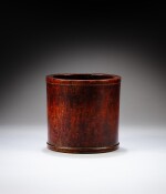 A 'huanghuali' brushpot, late Ming – early Qing dynasty, 17th century | 明末清初 十七世紀 黃花梨筆筒