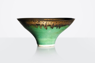 View full screen - View 1 of Lot 84. Footed Bowl.