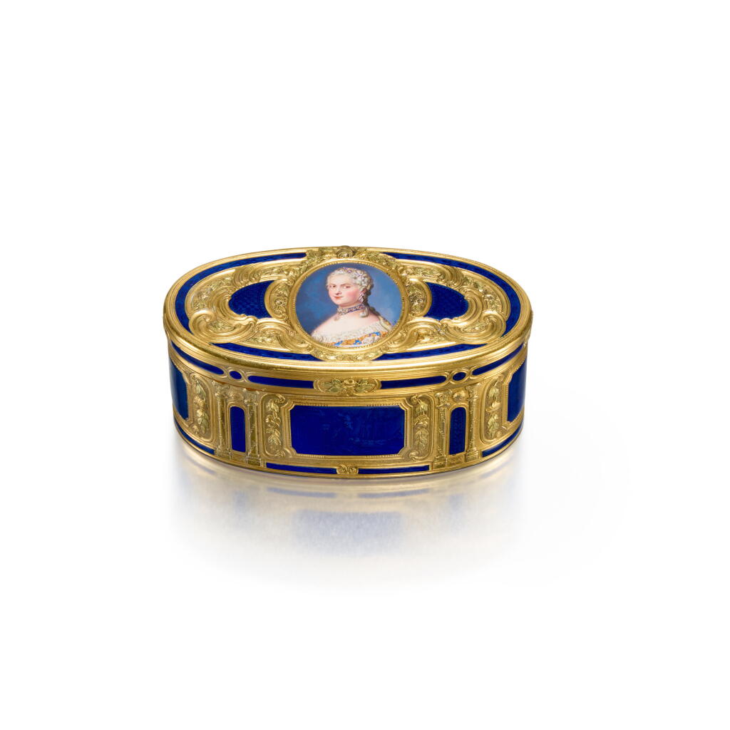 View full screen - View 1 of Lot 515. A Gold and Enamel Snuff Box, 19th Century in Earlier Taste .