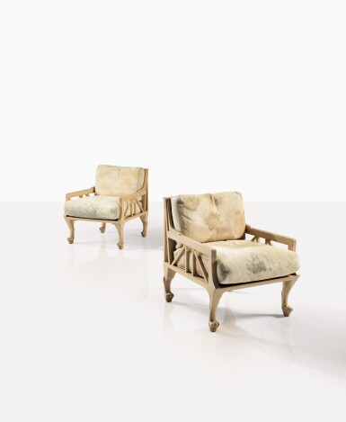 View full screen - View 1 of Lot 2. Paire de fauteuils, pièce unique.