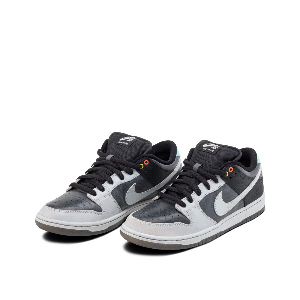 View full screen - View 1 of Lot 66. Nike Dunk Low Pro SB ‘VX1000’ Sample | Size 9.