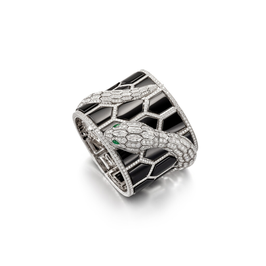 View full screen - View 1 of Lot 216. 'Serpenti Misteriosi Secret' Diamond, Onyx and Emerald Cuff-Watch | 寶格麗 | ’Serpenti Misteriosi Secret' 鑽石 配 縞瑪瑙 及 祖母綠 腕錶.