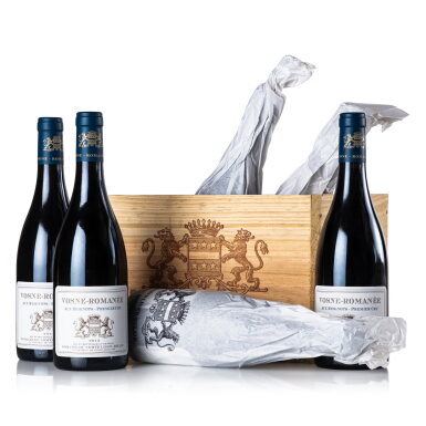 View full screen - View 1 of Lot 38. Vosne Romanée, Aux Reignots 2013 Domaine du Comte Liger-Belair (6 BT).