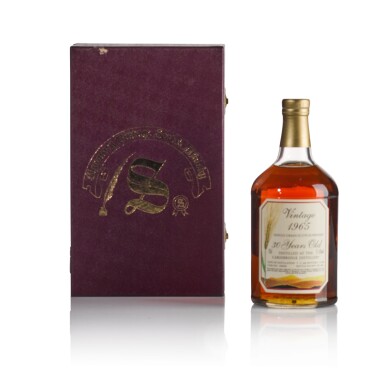 View full screen - View 1 of Lot 261. Carsebridge Signatory Vintage 30 Year Old 57.6 abv 1965 (1 BT70).