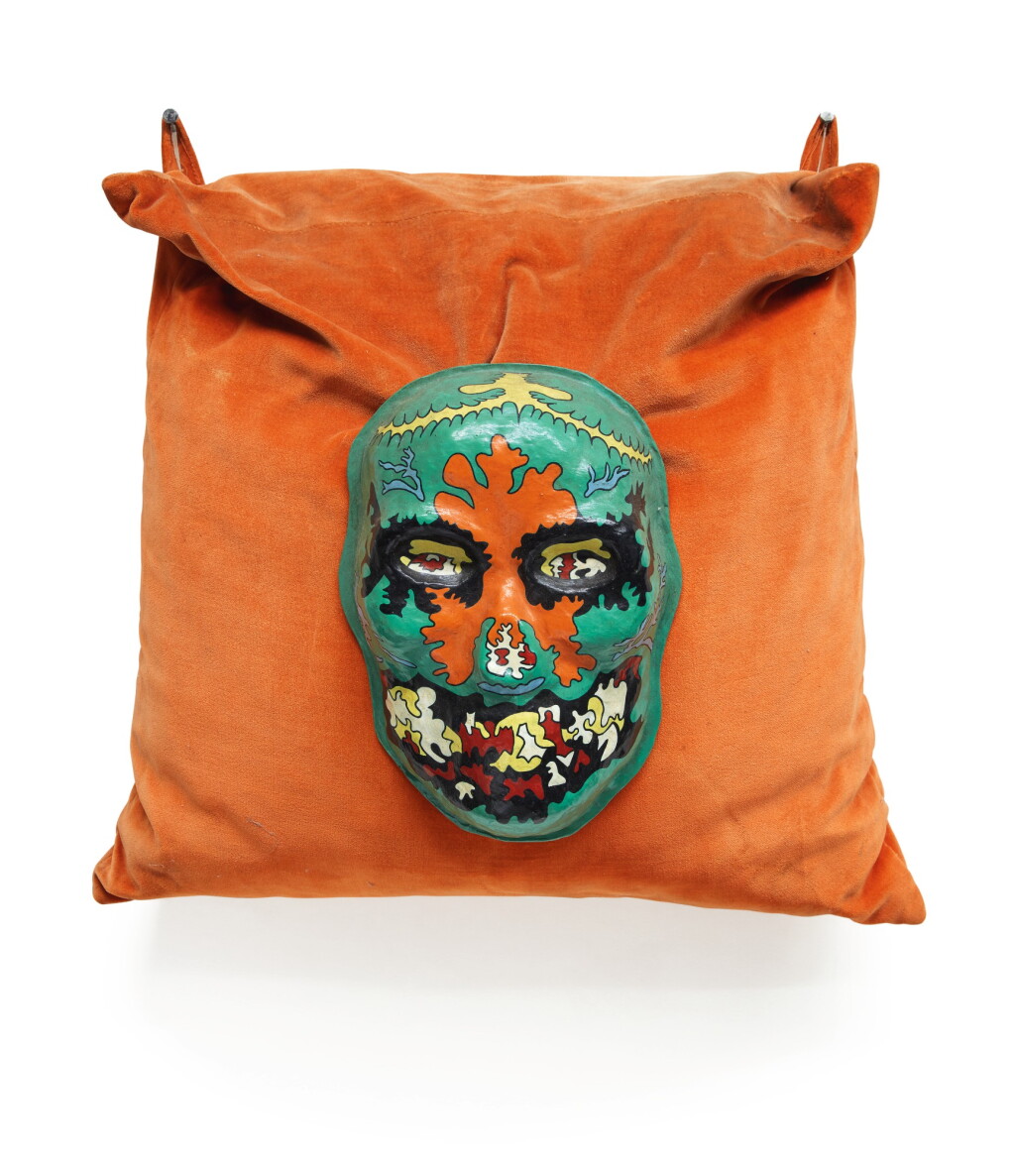Voir en plein écran - Voir 1 du lot 260. Mask.