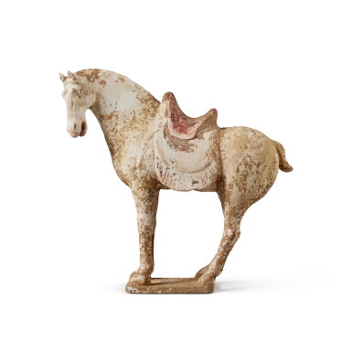 View full screen - View 1 of Lot 717. A painted pottery figure of a horse, Tang dynasty | 唐 陶加彩馬.