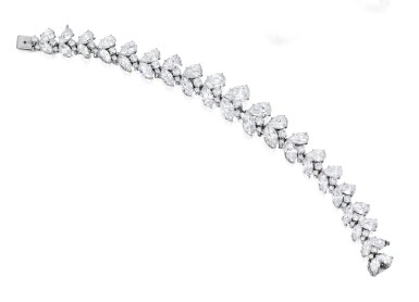 View full screen - View 1 of Lot 119. HARRY WINSTON | DIAMOND BRACELET.