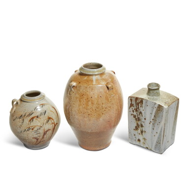 View full screen - View 1 of Lot 807. Three Vases.