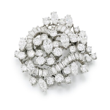 View full screen - View 1 of Lot 400. Broche diamants | Diamond brooch.