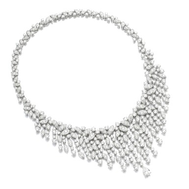 View full screen - View 1 of Lot 18. GRAFF | DIAMOND NECKLACE.