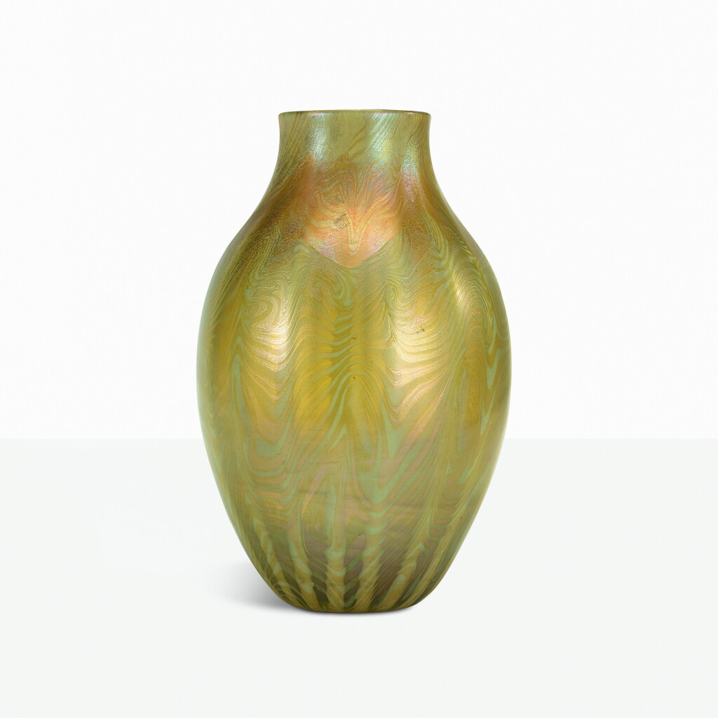 View full screen - View 1 of Lot 37. TIFFANY STUDIOS | DECORATED VASE.